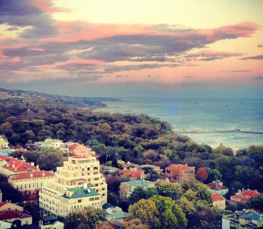 Odesos Apartments Varna 0*,
